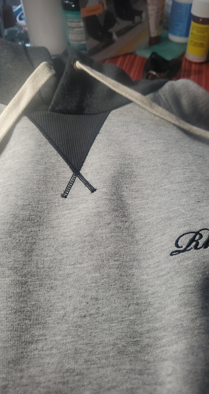 RHONE Men's Light Gray and Black Crewneck Pullover